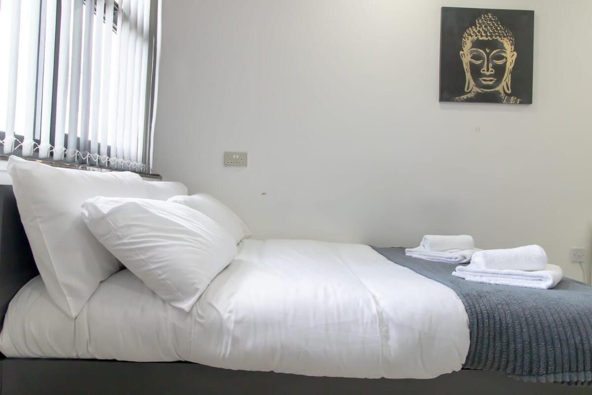 Apartment Charming Budget In Sunderland