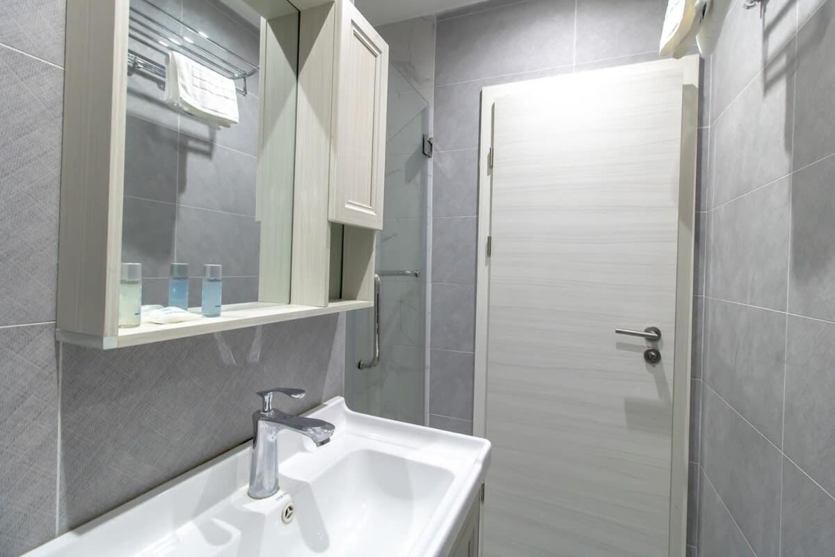 Charming Budget In Sunderland Apartment Sunderland (Tyne and Wear)